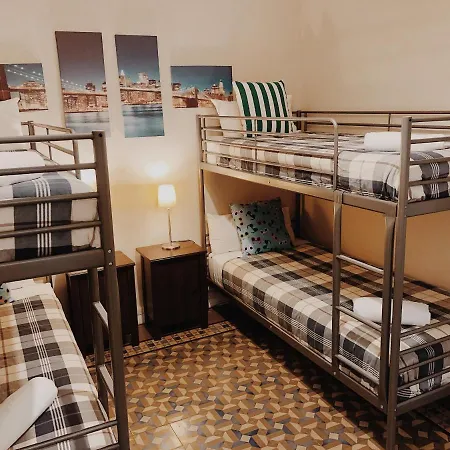 Plaza Universidad Apartamento